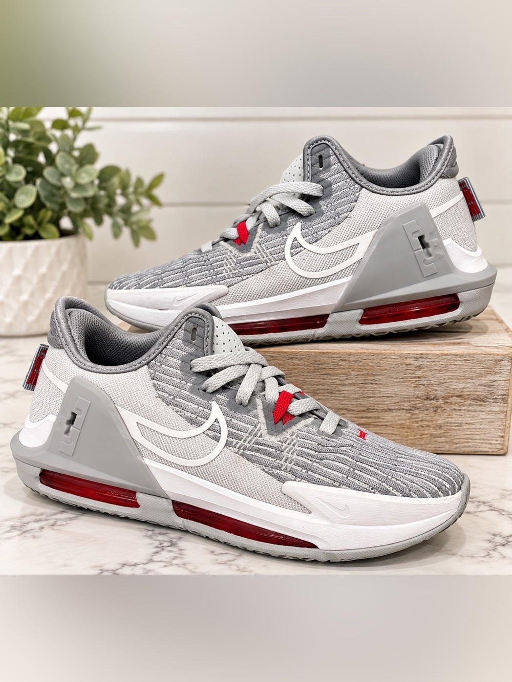 Nike LeBron Witness 6 Men’s Gray and White Sneakers with Red Accents size 8